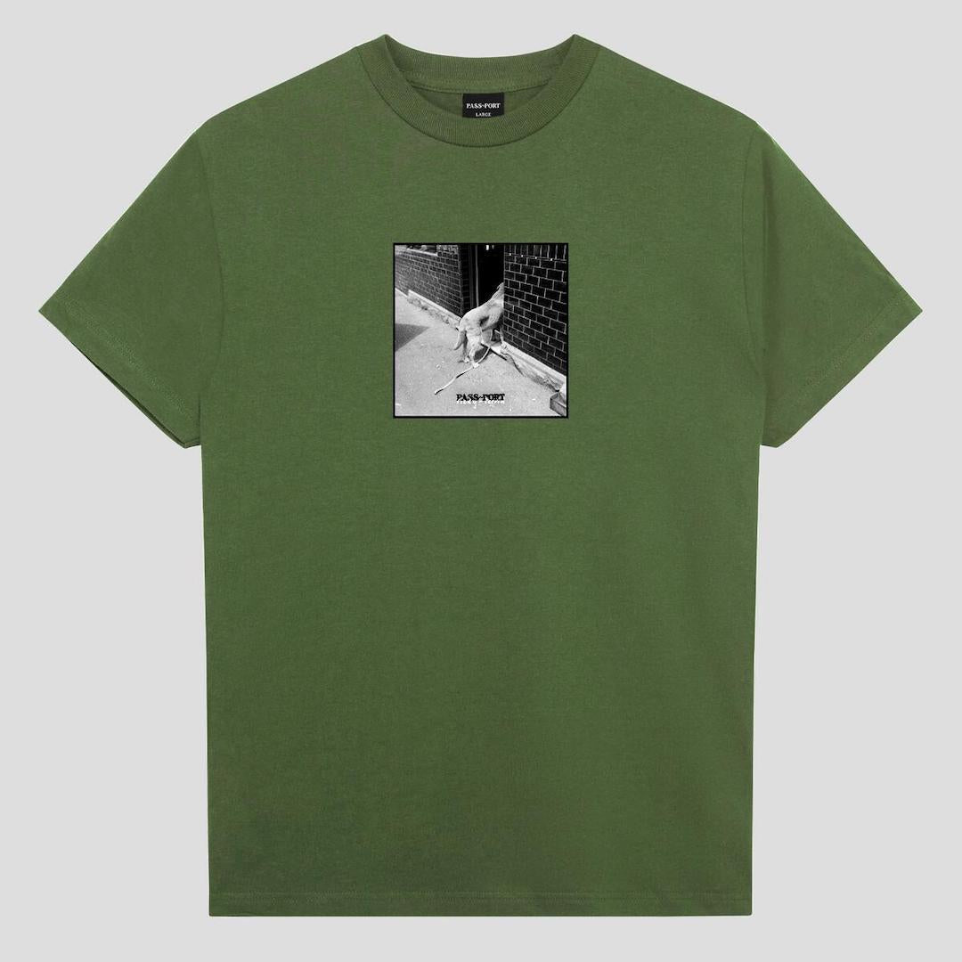 PassPort Pub Dog Tee Grassy Green