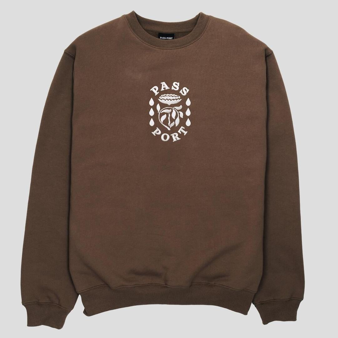 PassPort Fountain Embroidery Sweater Bark