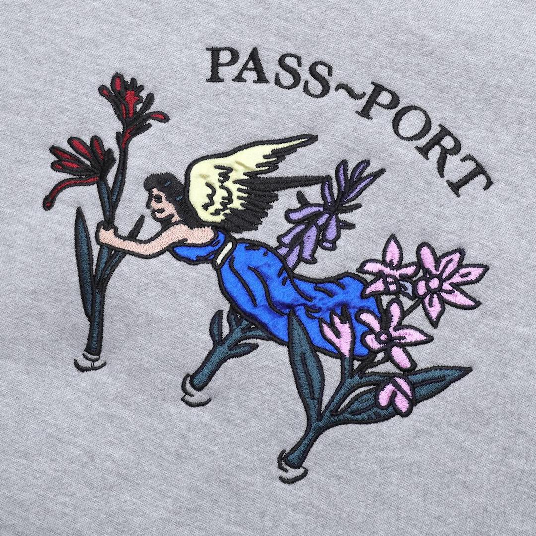 PassPort Gardening Applique Sweater Ash Grey