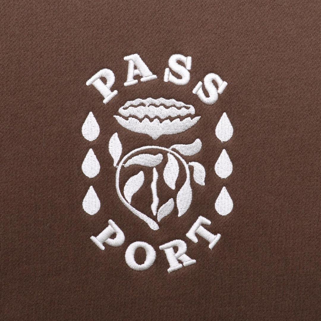 PassPort Fountain Embroidery Sweater Bark