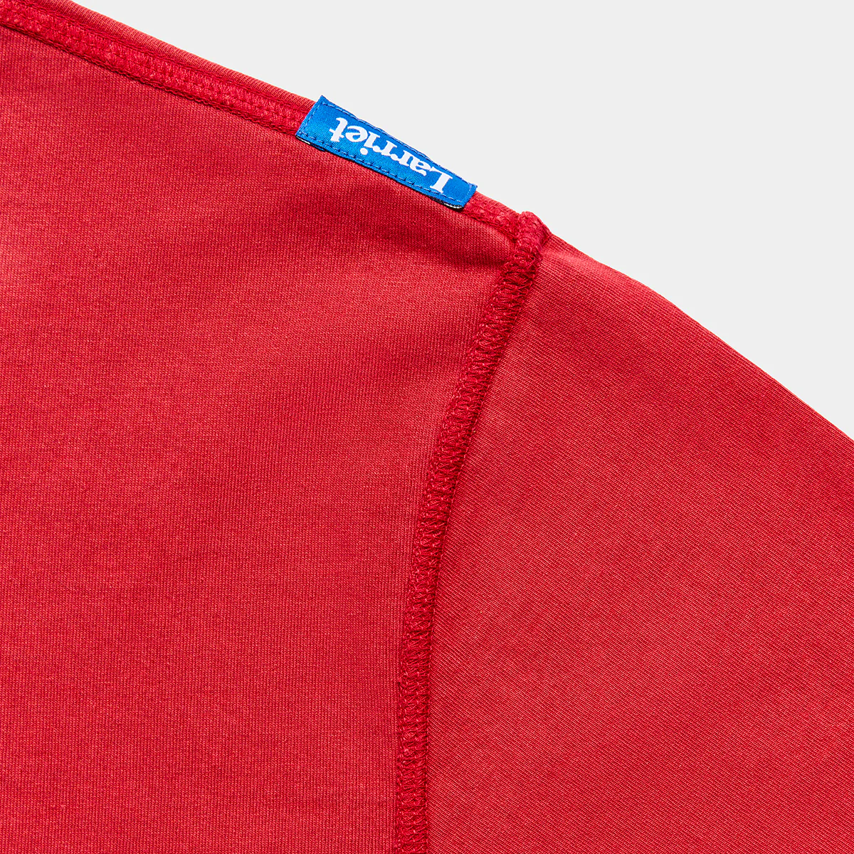 Larriet Blind Tee Red