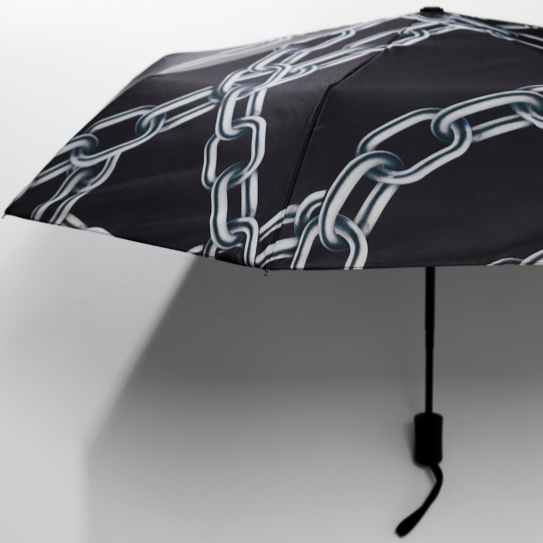 Crawling Death Chains Umbrella Black