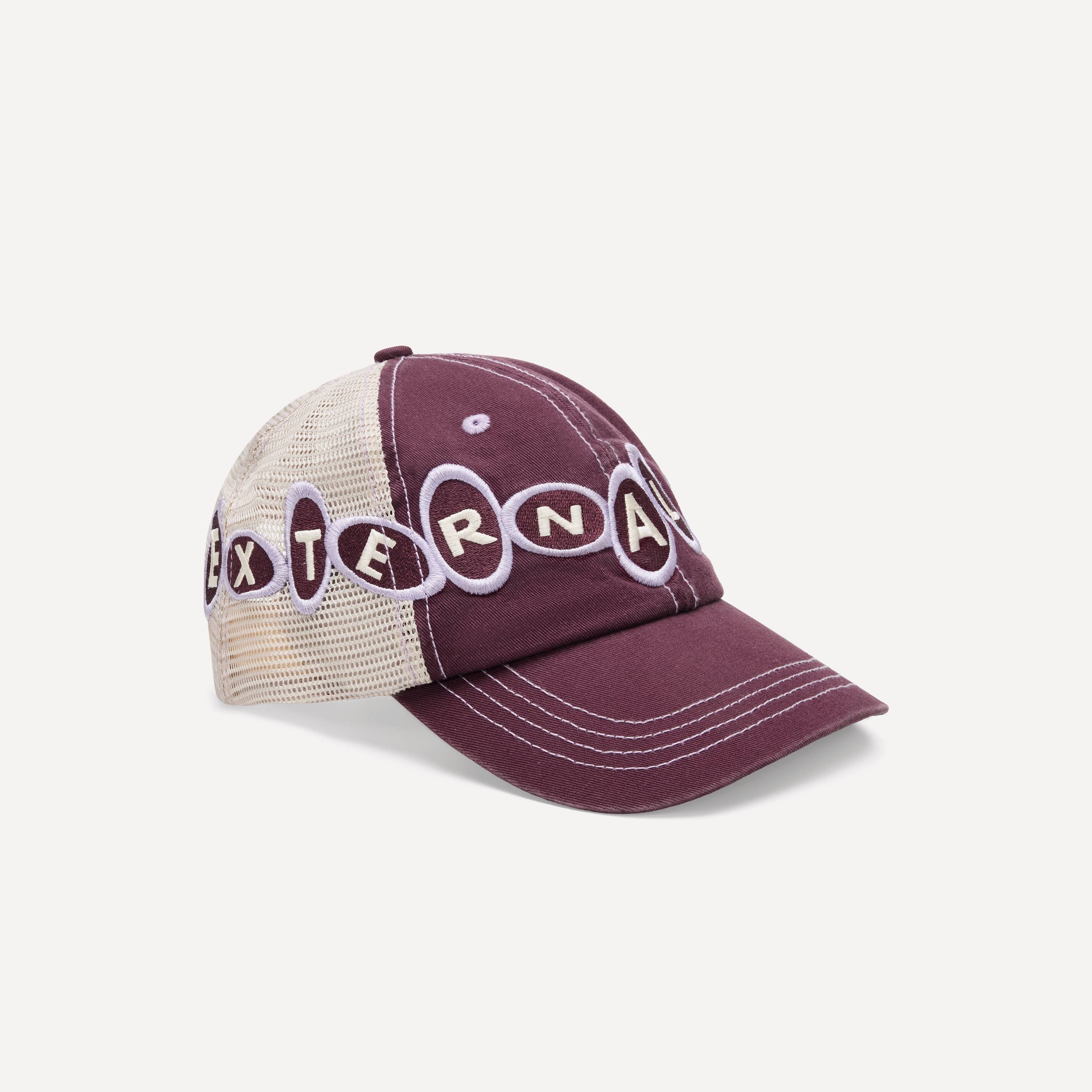 Epokhe Cave Trucker Dead Berry + Tan