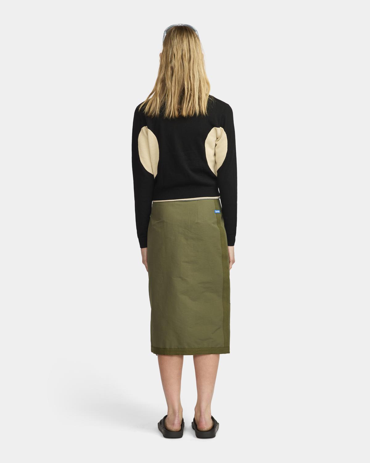 Larriet Women’s Gains Knit Black