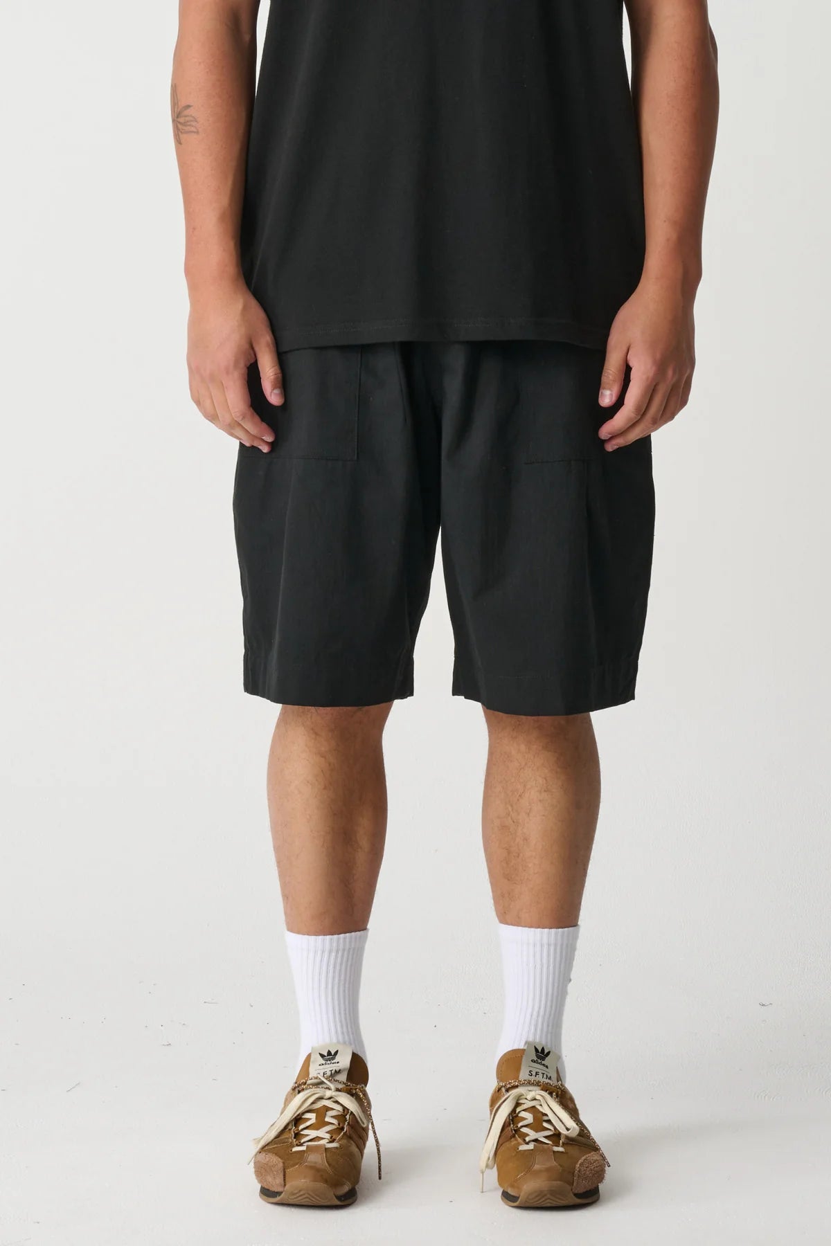 XLARGE Living XL Short Black