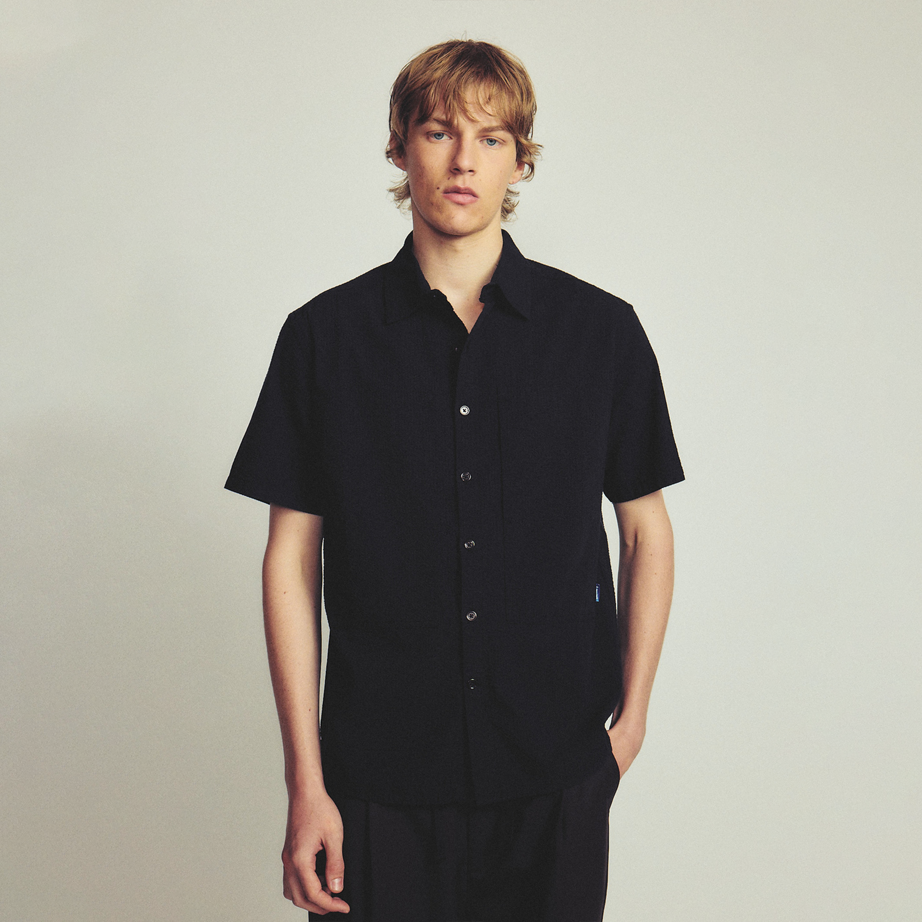 Larriet Cliff S/S Shirt Black Seer