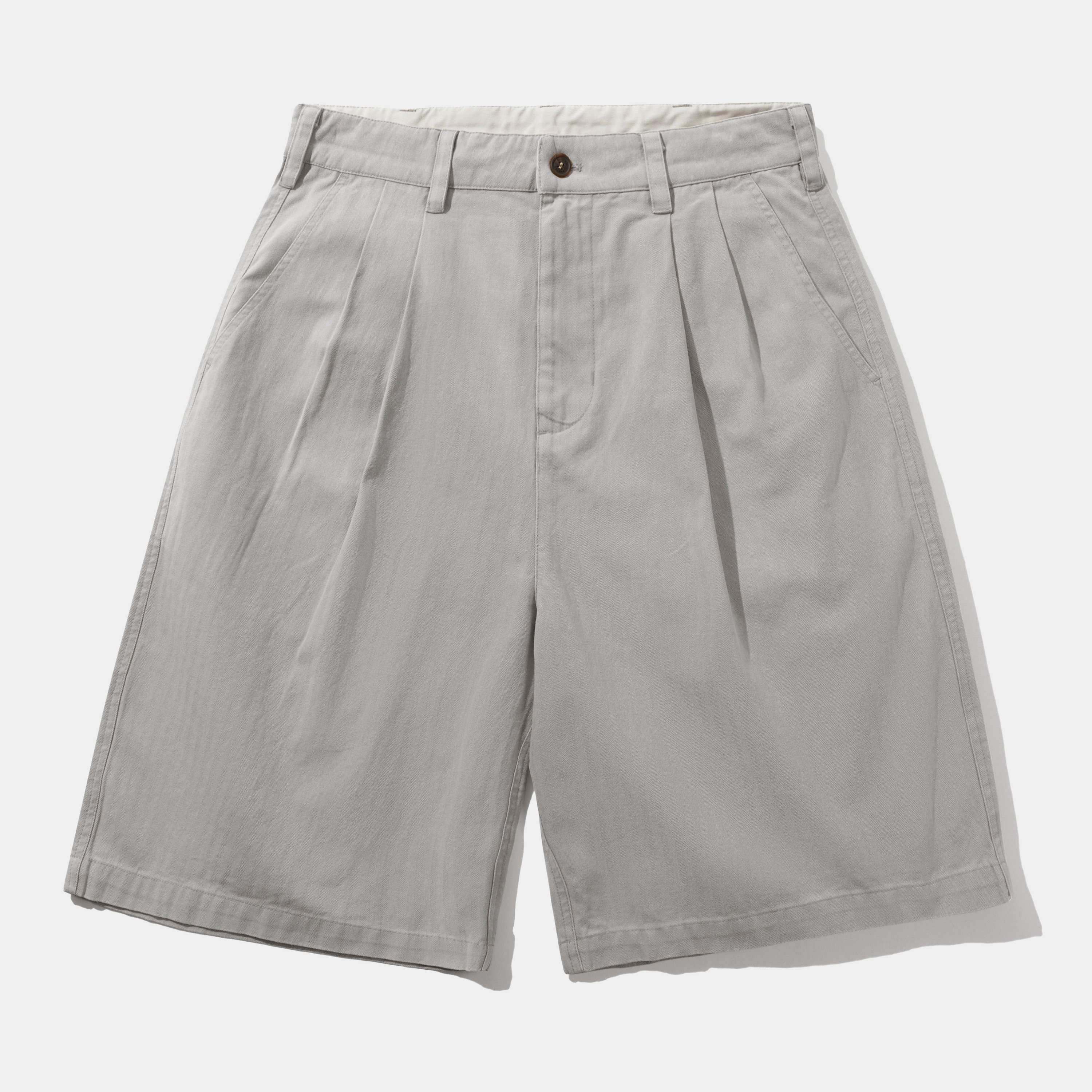 Butter Pleated Shorts Washed Light Grey
