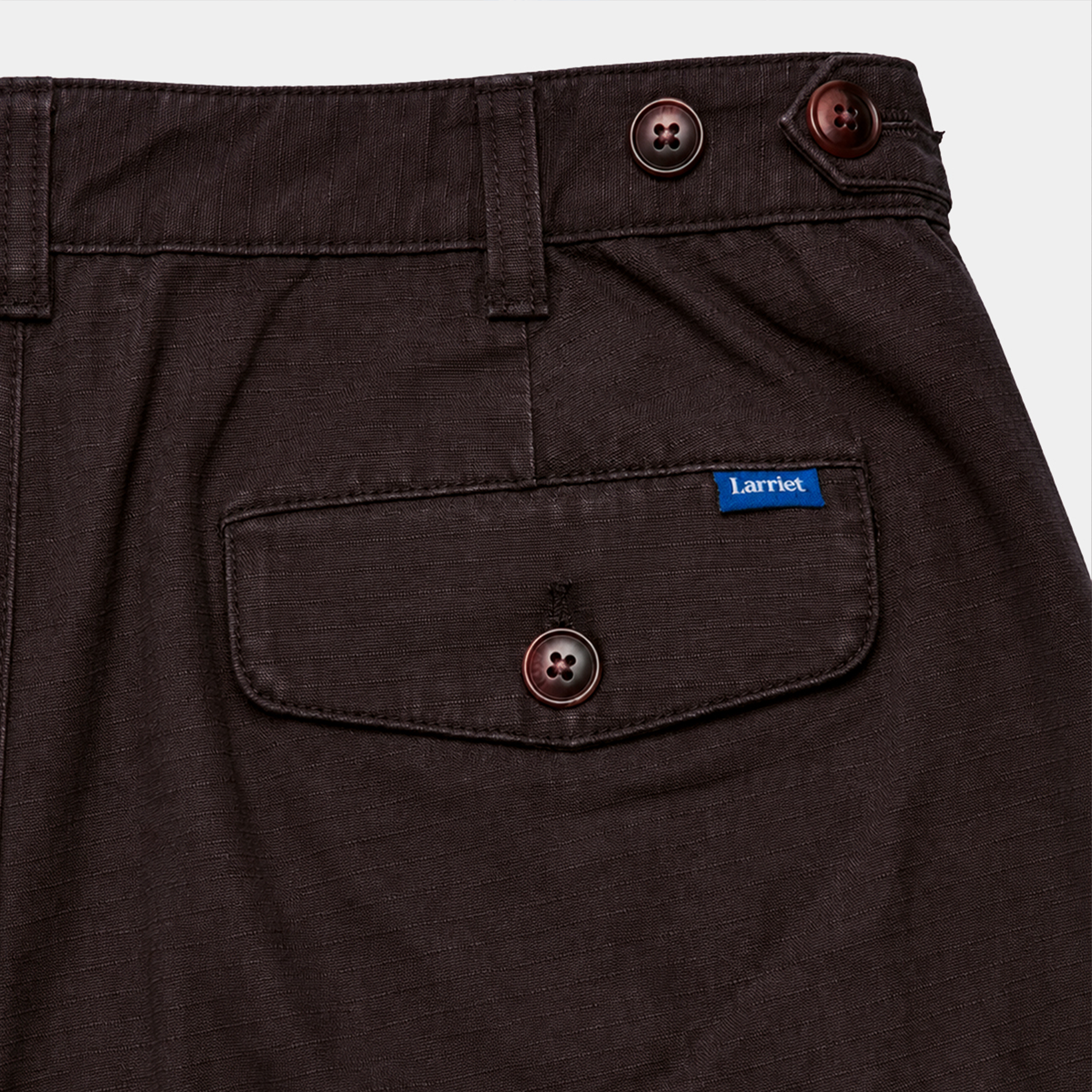 Larriet Lyu Shorts Brown