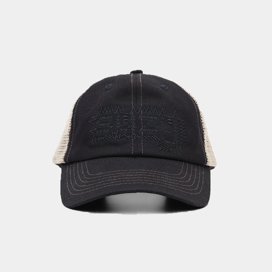 Suzy Spike Hat Black
