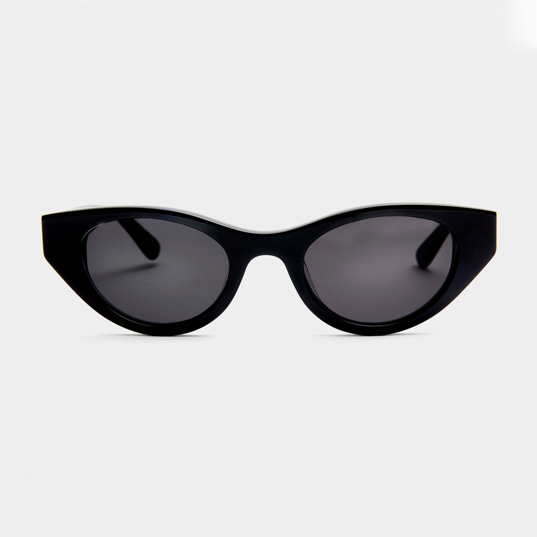 Halcyon Ada Black + Black
