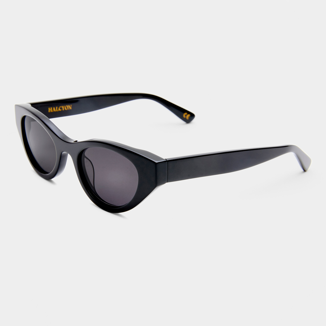 Halcyon Ada Black + Black